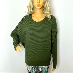 Poof Apparel NWT Green Batwing Sleeve Sweater – Size Small